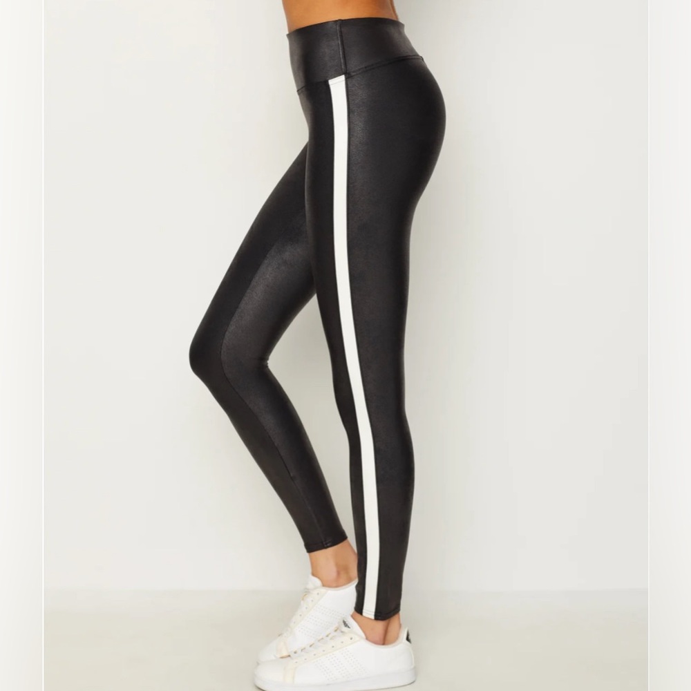 COPY - NWT SPANX “DONT FAUX GET” LEGGINGS SIZE SM